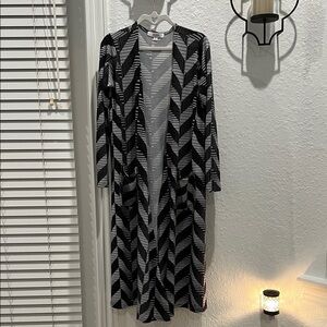 LuLaRoe Black and White Chevron Cardigan